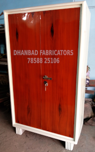 OFF WHITE_GOLDEN BROWN RED