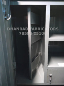 Almirah partition chamber