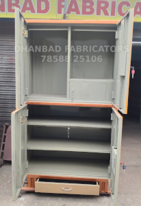 STEEL ALMIRAH 4 DOOR